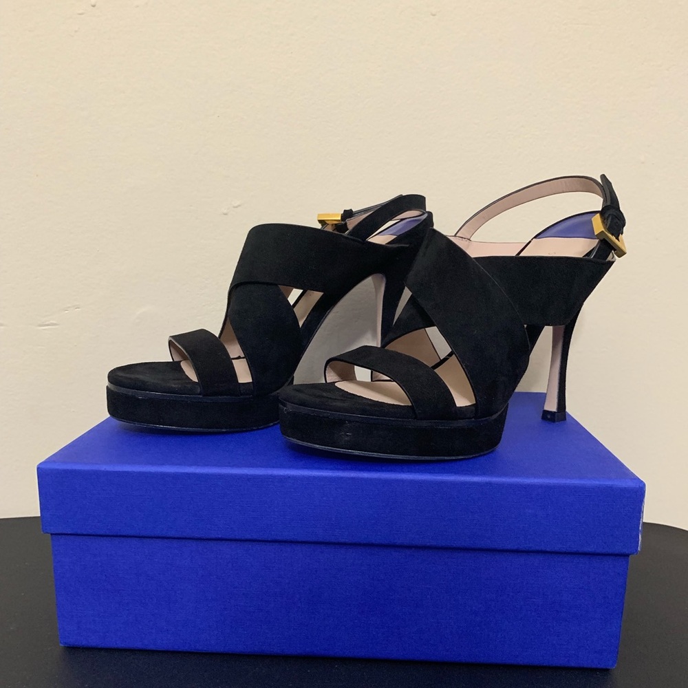 Stuart Weitzman “The Hester” Sandal